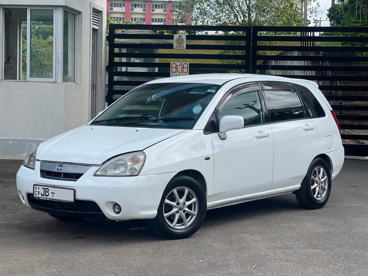Suzuki Liana