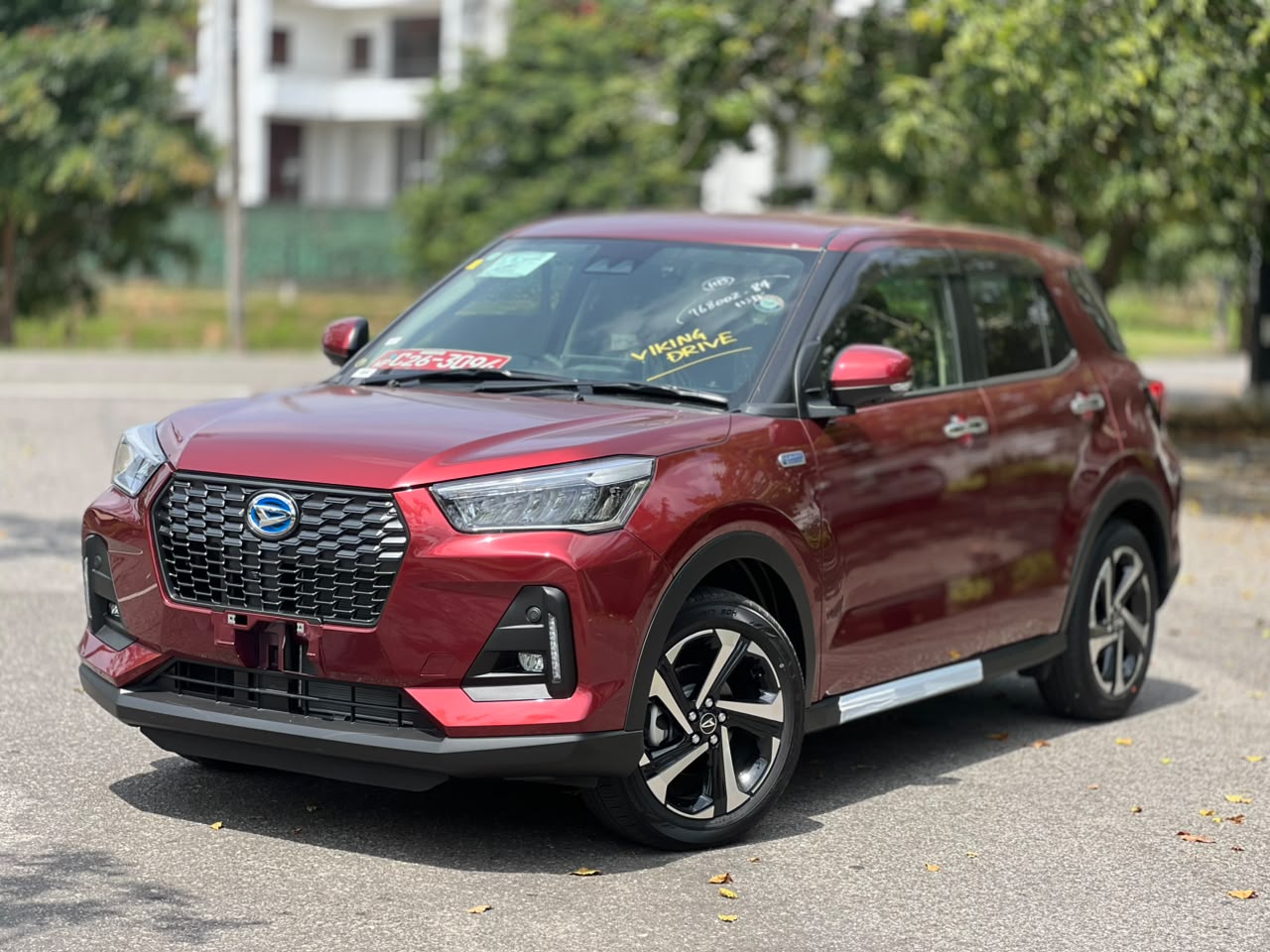 Daihatsu Rocky Premium G Hybrid